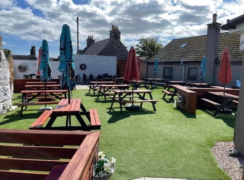 The Davron Hotel Fraserburgh Eksteriør bilde